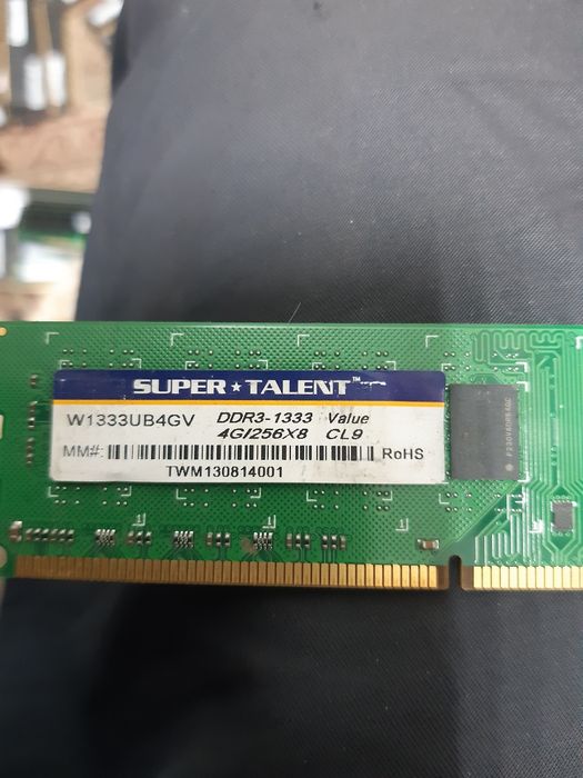 Продам озу 4гб ddr 3
