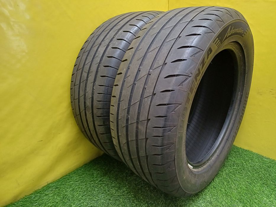 Шины 225/55 R16 Bridgestone пара.