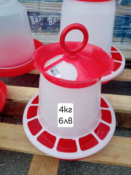 Хранилки и пойлки за пилета и кокошки