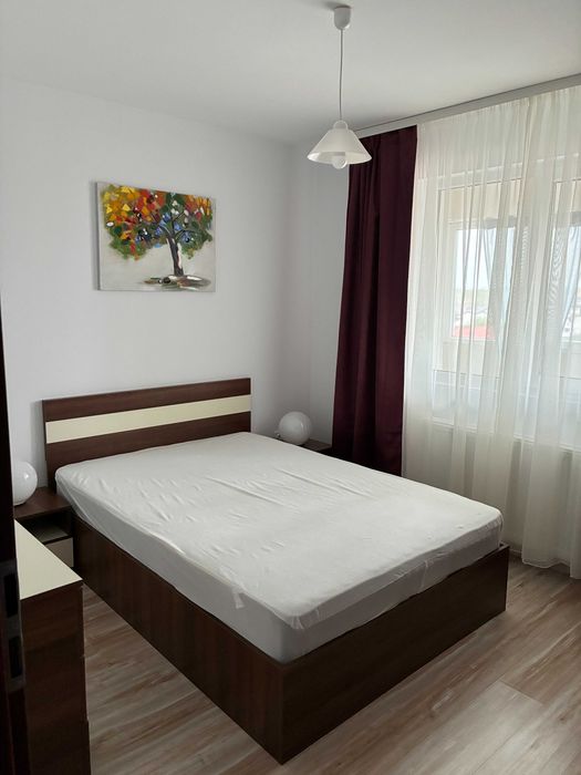 Proprietar inchiriez apartament 2 cam STUDIO 44mp et.4/5 TOT NOU 10 min mers metrou APARATORII PATRIEI M2 + parcare pt cei cu masina