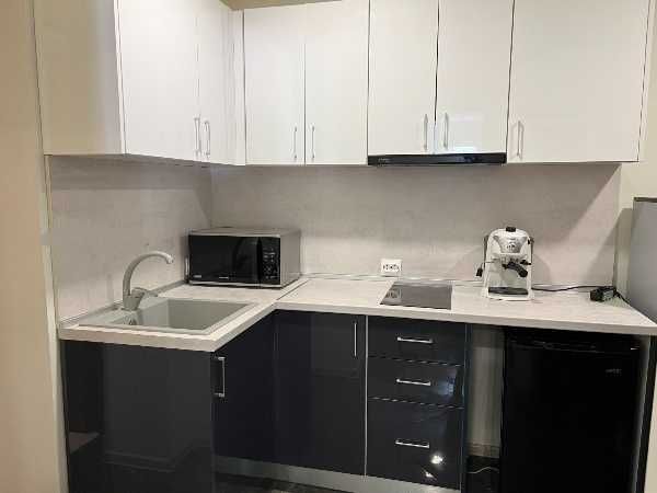 Дава се под наем Едностаен апартамент в Пловдив, Център - 42 кв.м за 250 € - Снимка #2