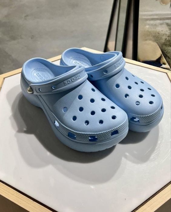 Crocs superbi baby blue
