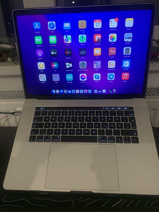 MacBook Pro 15” (2016) Touch Bar | i7 | 16GB RAM | SSD 1TB