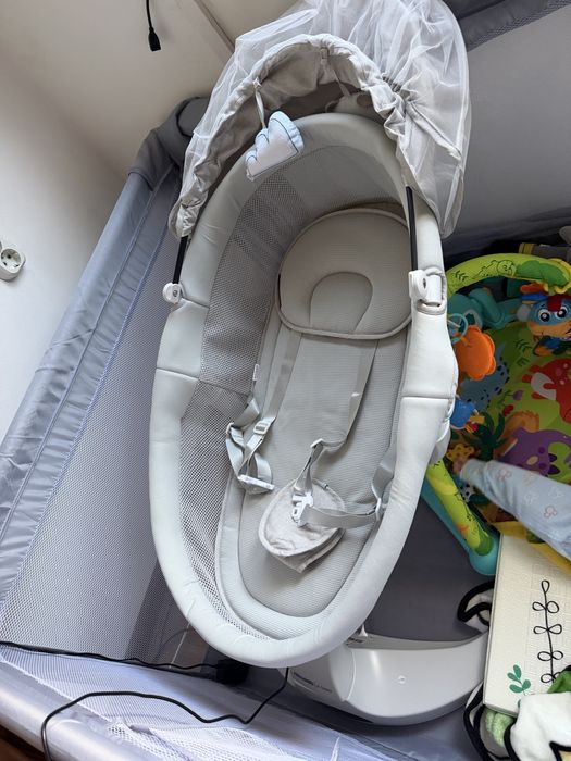 CHIPOLINO Електрическа бебешка люлка - шезлонг E-SWAY ГРАНИТ