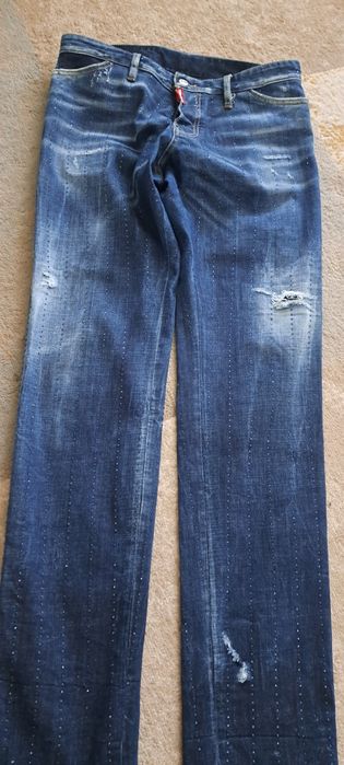 Vând blugi dsquared2
