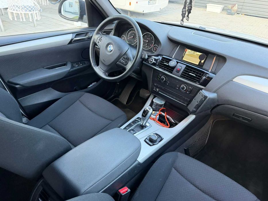 Bmw X3  masina personală