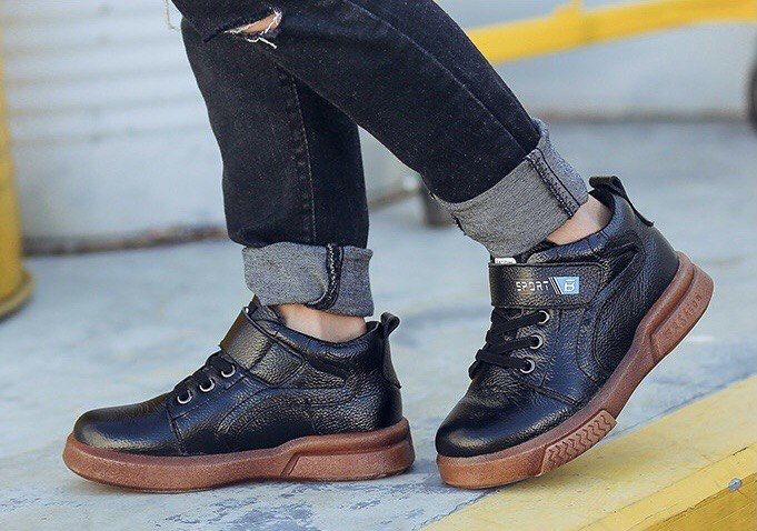 Новые ботинки для мальчика