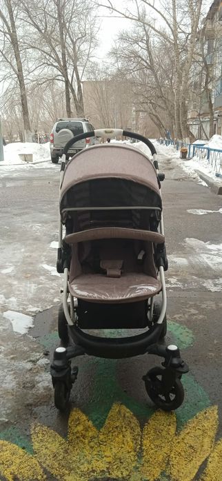 Продается детская коляска с перекидной ручкой