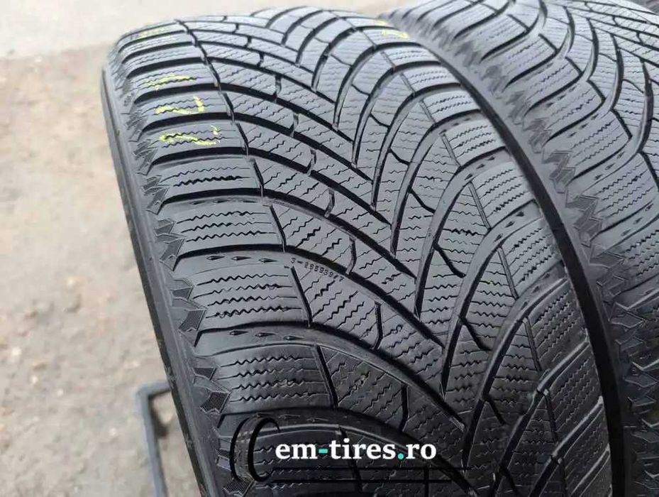 SET 4 Anvelope Iarna 225/50 R18 SEMPERIT Speed Grip 5 99V