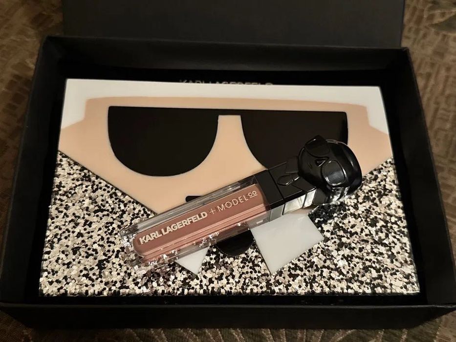 Луксозна коктейлна чантичка KARL LAGERFELD LimitedEdition Оriginal NEW