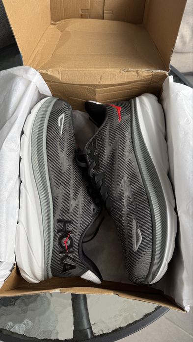 Adidasi Hoka One, M Clifton 9, marimea 42 (26,5 cm), Noi!