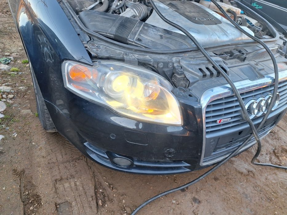 Faruri bi-xenon adaptive Audi A4 B7 Europa