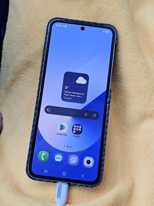 Galaxy Z Flip 6 blue 12/256gb + Bonus