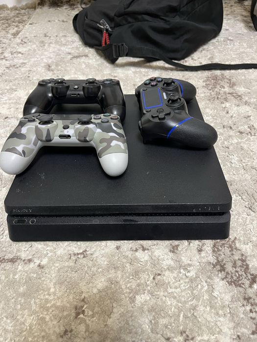 vand ps4 slim, 2 manete,  ps4 /ps 5