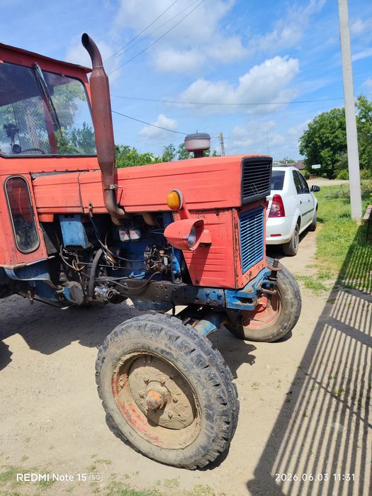 Vând tractor U650 Jud Olt