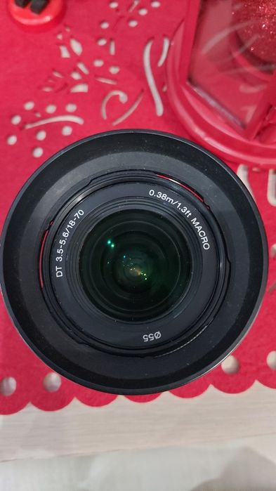 Obiectiv Sony 18-70mm A mount dslr Sony Alpha Minolta parasolar capac