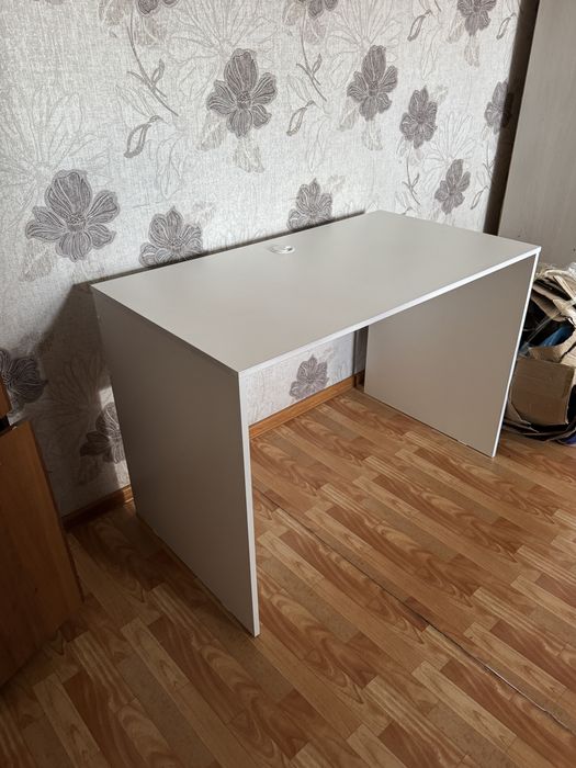 Стол компьтерный