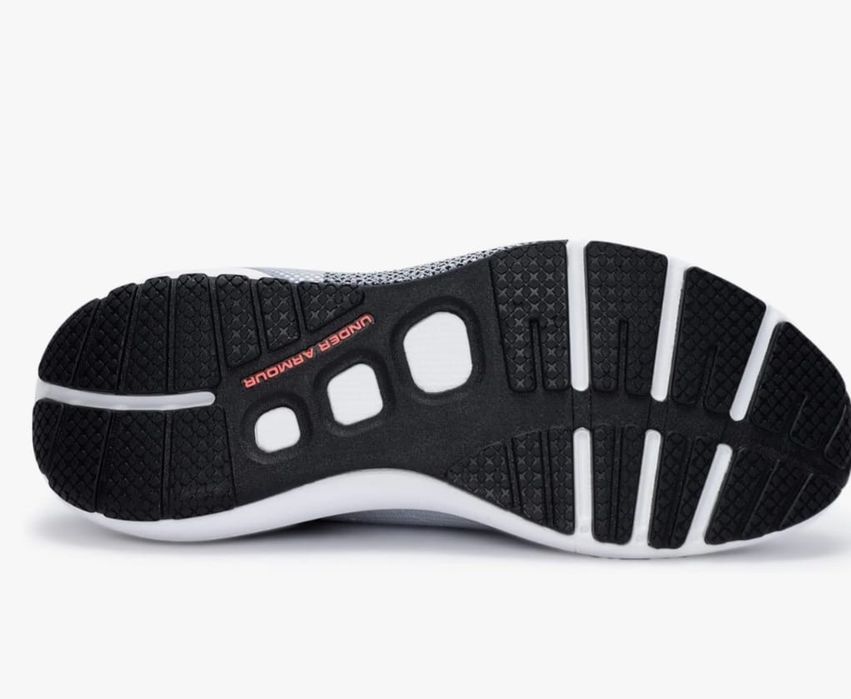 Кроссовки Under Armour HOVR Phantom 3 SE Warm