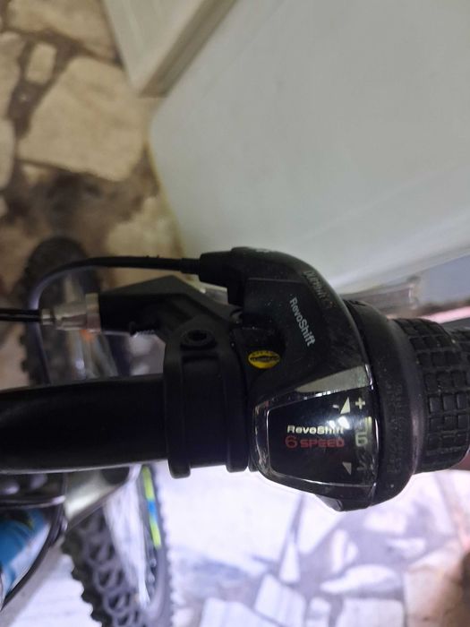 Продавям бегач и ел тротинетка