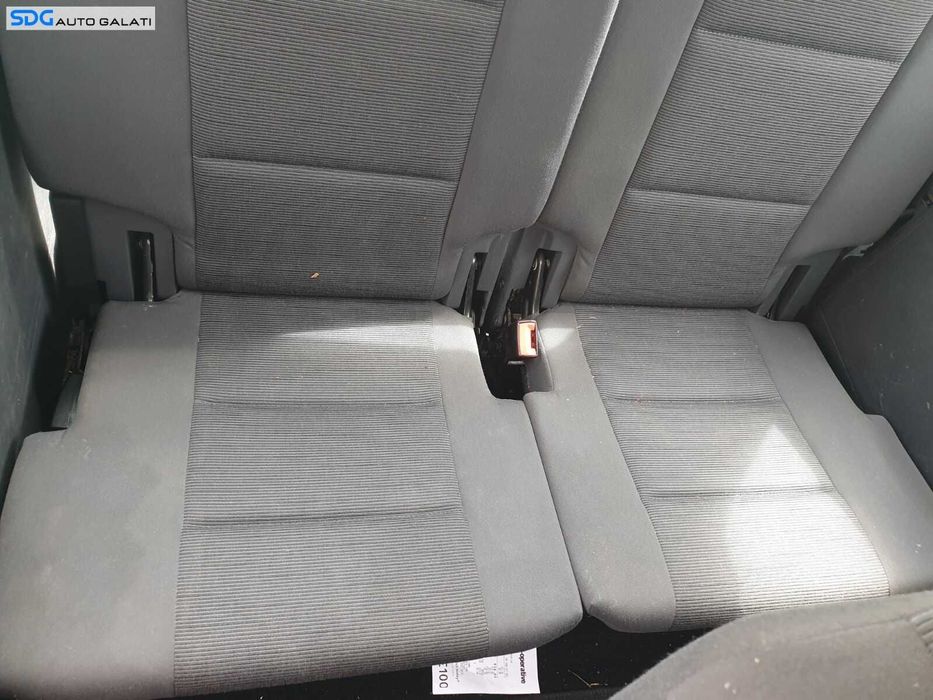 Randul 3 Scaun Scaune Spate Stanga Dreapta Pentru 7 Locuri cu Centuri Volkswagen Touran 2003 - 2015