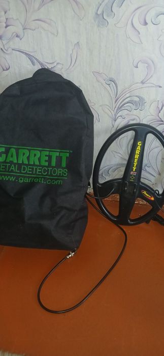 Продам металлоискатель гаррет