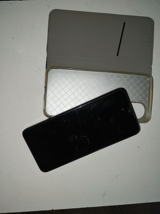 Vând OPPO A38, 128 Gb