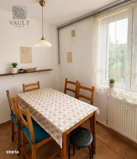 Apartament 4 Camere-Decomandat-2 Bai-Etaj 4/4-Bloc Reabilitat-Rahova