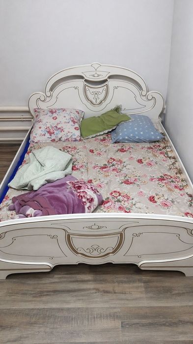 Кровать Без матраса Размер 2×1.60