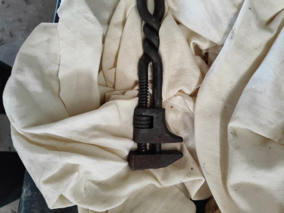 Cheie reglabilă veche