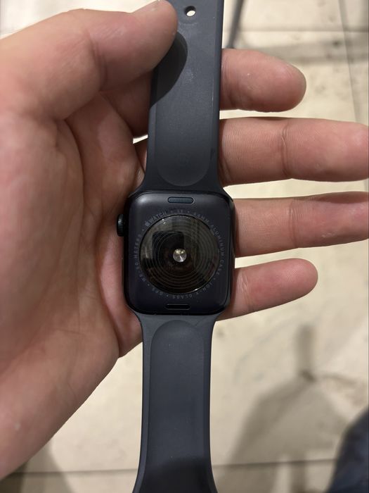 Apple watch se2 mm44  akb 100%