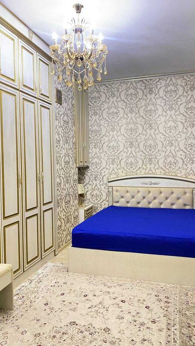 Сдаётся  Квартира на Мегаполис