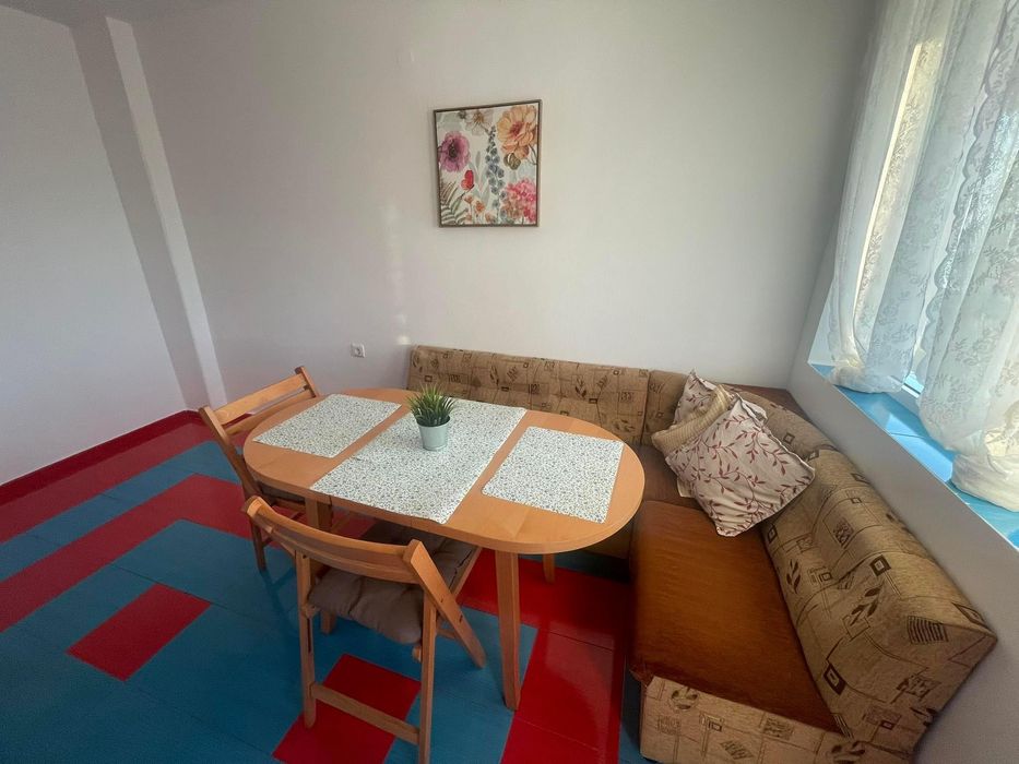 Дава се под наем Тристаен апартамент в Бургас, Лазур - 100 кв.м за 561 € - Снимка #3