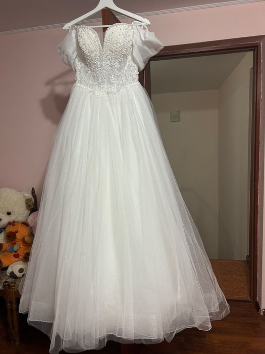 Rochie de mireasa noua nepurtata