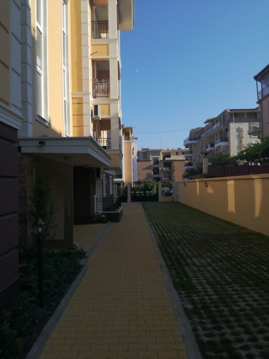 Дава се под наем Двустаен апартамент в с. Равда, Област Бургас - 80 кв.м за 357 € - Снимка #9