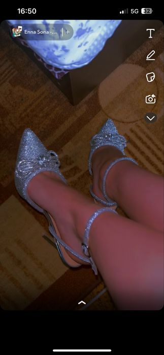 Бална сатенена рокля цвят тюркоаз