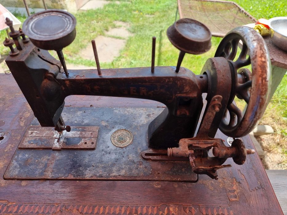 Masina de cusut Singer anul 1873