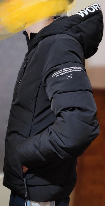 Geaca neagra toamna iarna