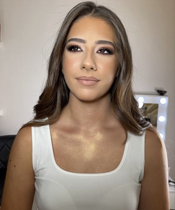 Make up de zi, seara si de mireasa in zona Drumul taberei sector 6