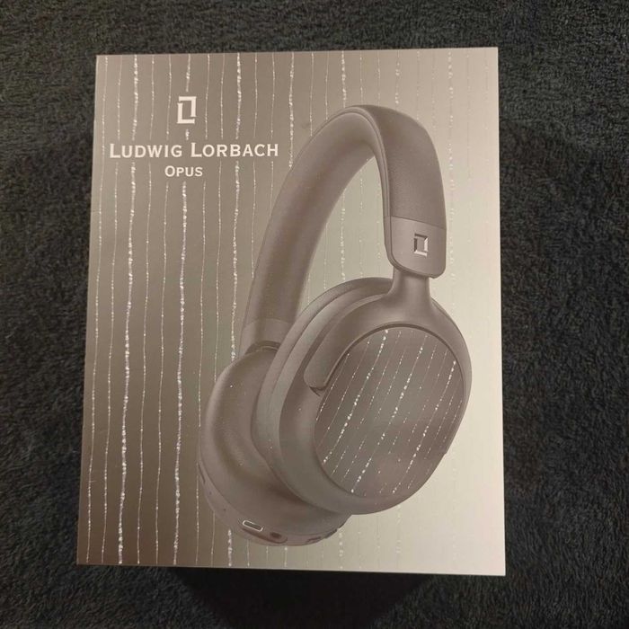 Дизайнерски слушалки Opus Limited Edition с хибриден ANC, 360° звук