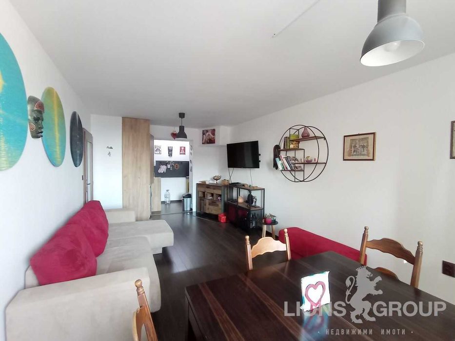 Продава се Тристаен апартамент в Варна, Възраждане 3 - 90 кв.м за 1556 €/кв.м - Снимка #1