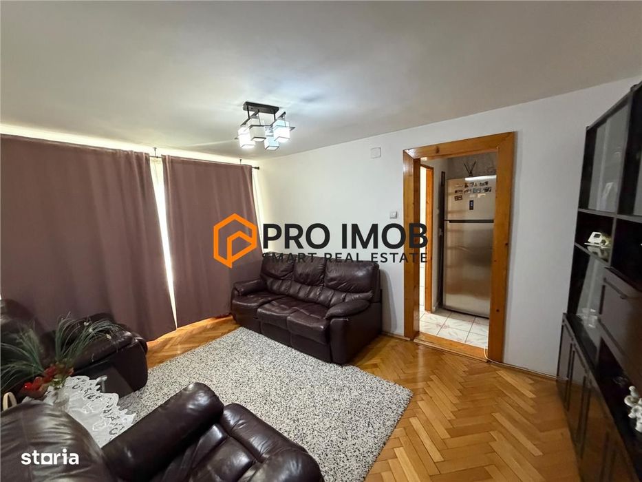 Apartament 4 camere cf 3 semidecomandat zona Micro 5