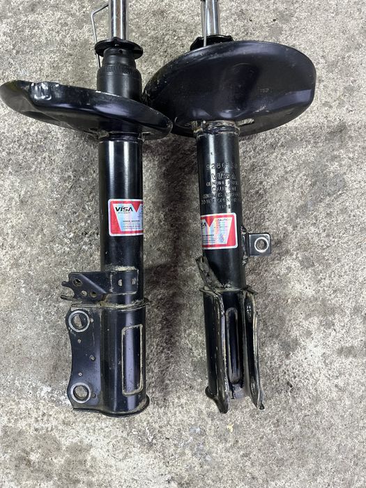 Стойка амортизатор