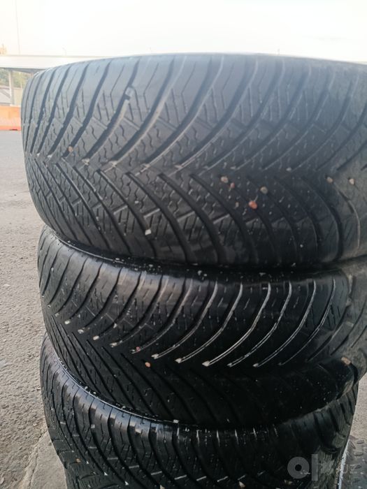 Продам шины R17 Малибу