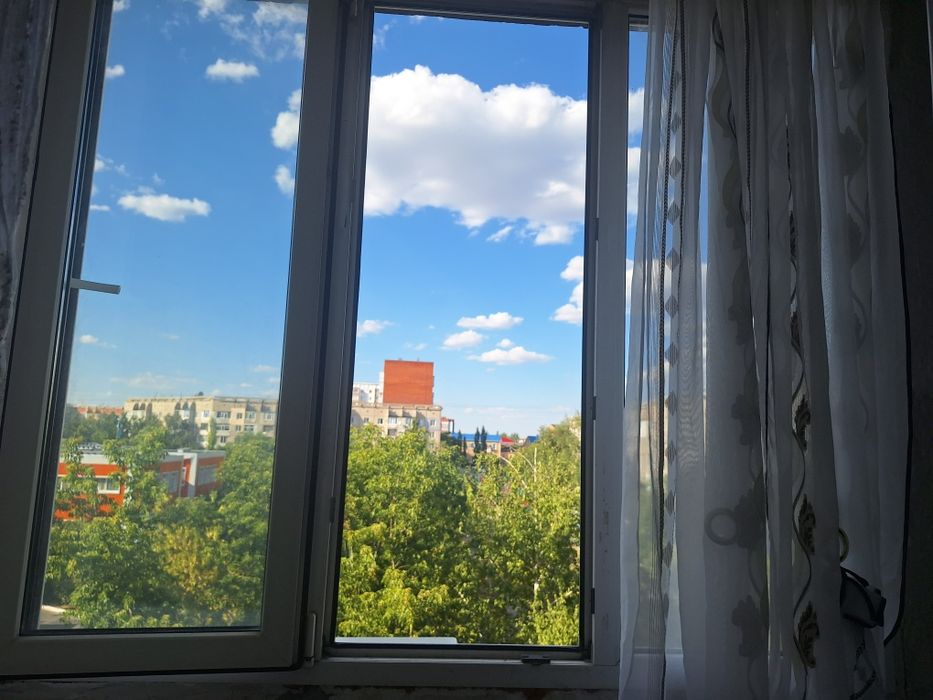 Пластиковые окна балконные, балконная дверь (торг)