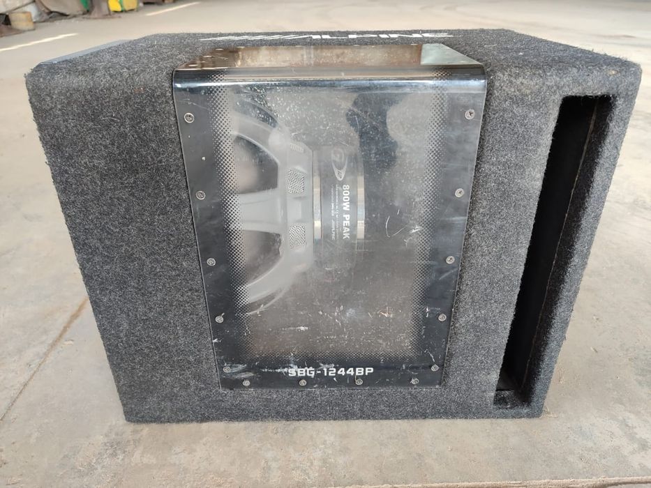 Сабвуфер Alpine SBG - 1244BP с усилителем