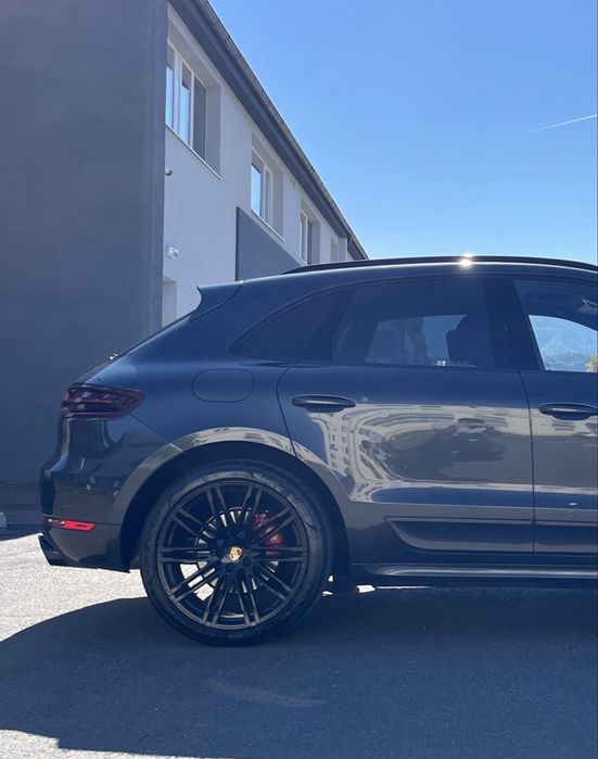 Porsche Macan GTS - Garantie si Service 2027