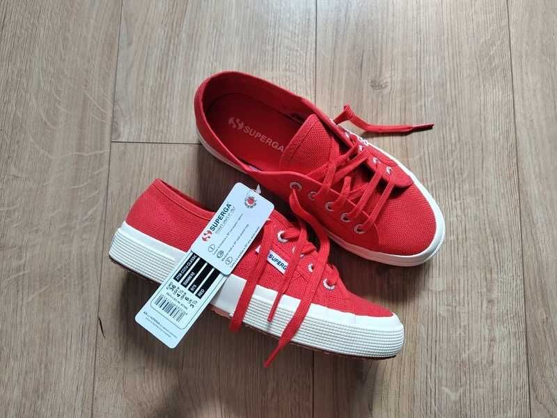 Tenisi Superga noi