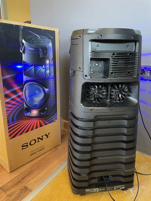 SONY MHC V43D парти колона с 2 микрофона