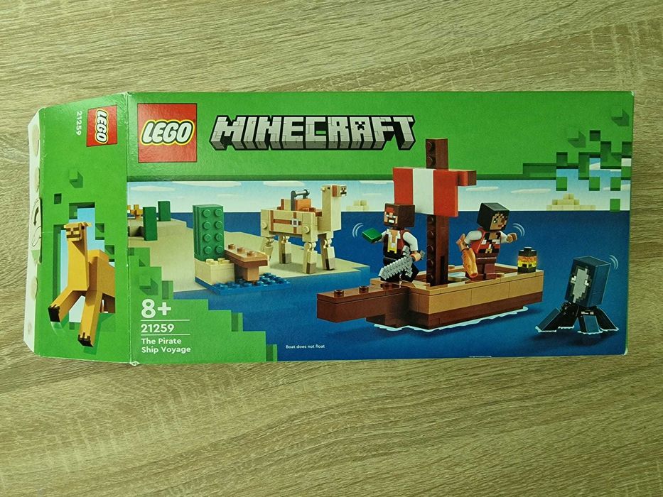 Vand Lego Minecraft 21259 - The Pirate Ship Voyage