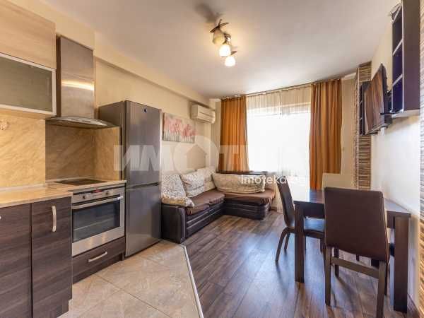 Дава се под наем Тристаен апартамент в Варна, Левски - 76 кв.м за 498.27 € - Снимка #3
